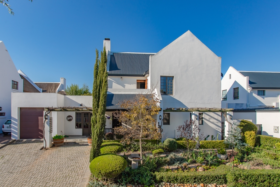 3 Bedroom Property for Sale in Wellington Central Western Cape